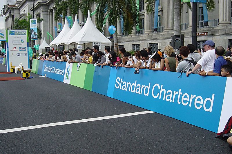 The Standard Chartered Singapore Marathon: view of sponsorship branding